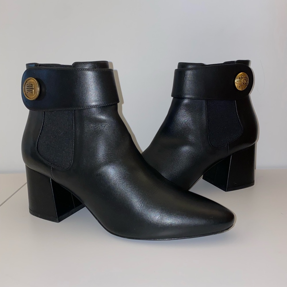 Givenchy Charm Ankle Boot Size 40, smooth calf, 55mm